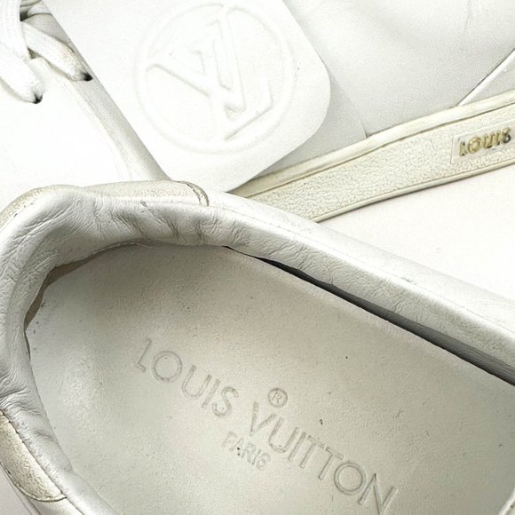Louis Vuitton Sneakers- Size 39 - Picture 11 of 16
